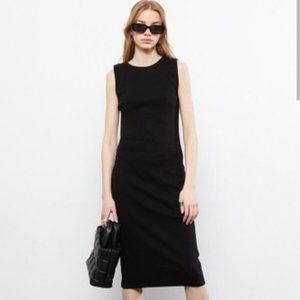 NEW Classic little black dress